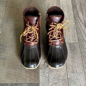 Women’s Sperry Top-Sider Leather and Rubber Saltwater Duck Boots. Size 6.
